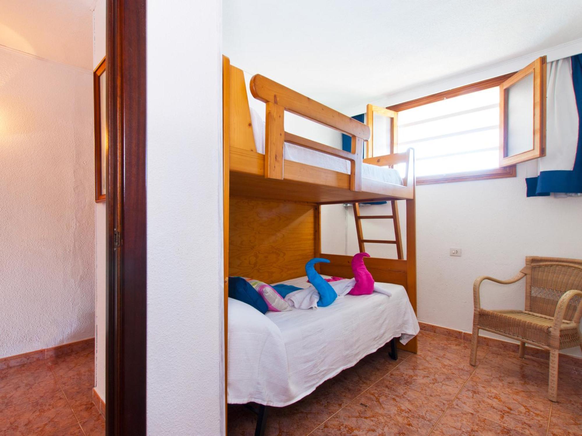 The Shell Ll New At The Beach, With Sea Views And Swimming Pool *
