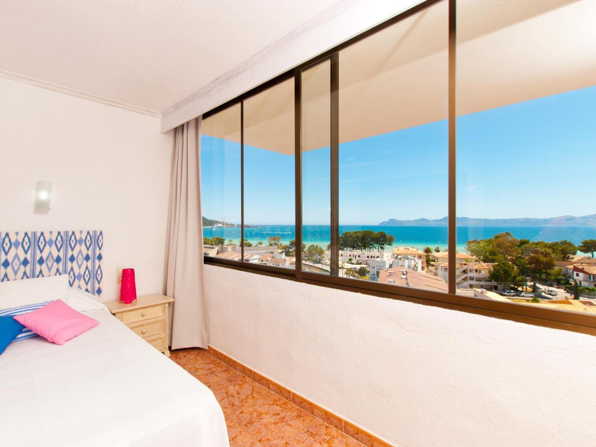 The Shell Ll New At The Beach, With Sea Views And Swimming Pool Apartment *